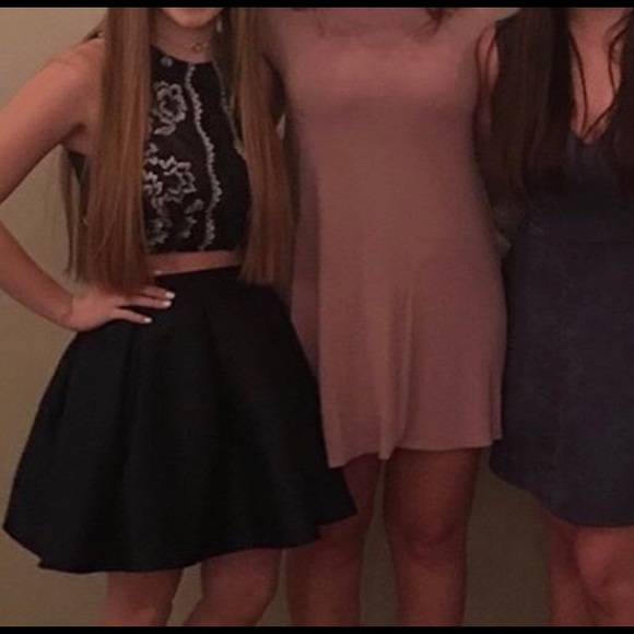 Size 1 navy blue two piece homecoming dress - Picture 2 of 5